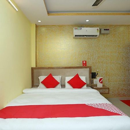 Oyo 18597 Satyam Hotel Meerut Eksteriør billede