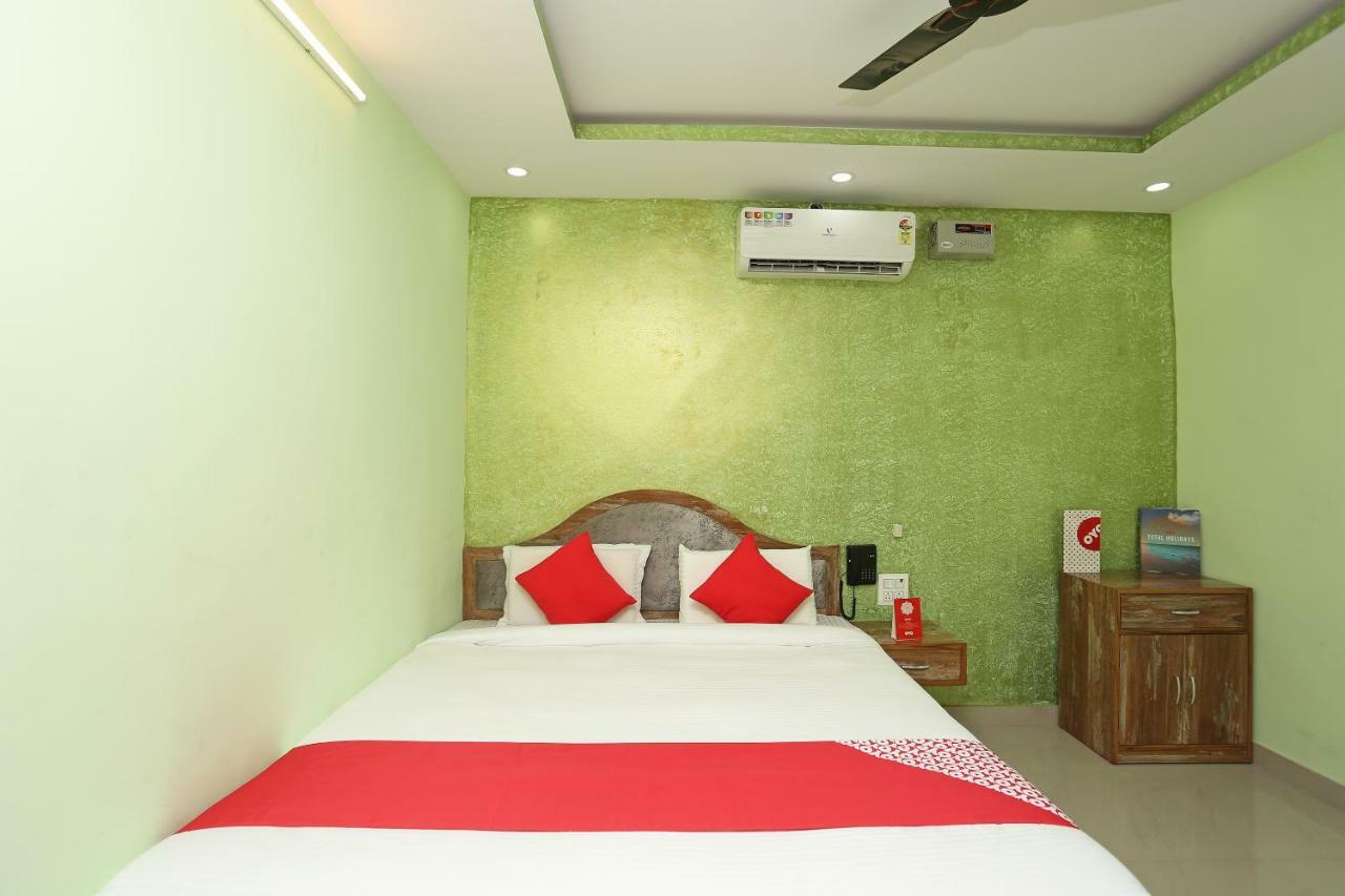 Oyo 18597 Satyam Hotel Meerut Eksteriør billede